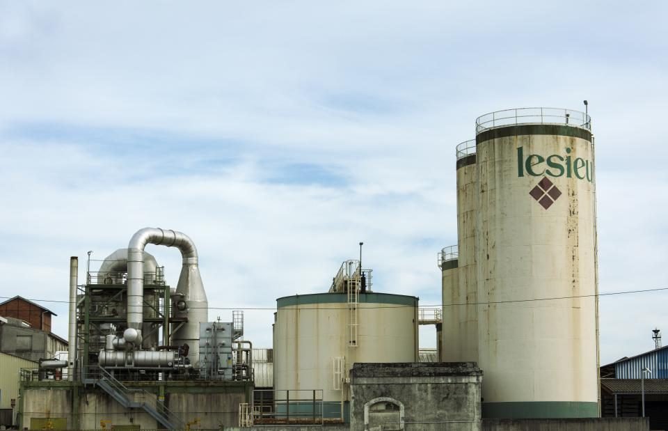 Complete insulation package for a refinery turnaround